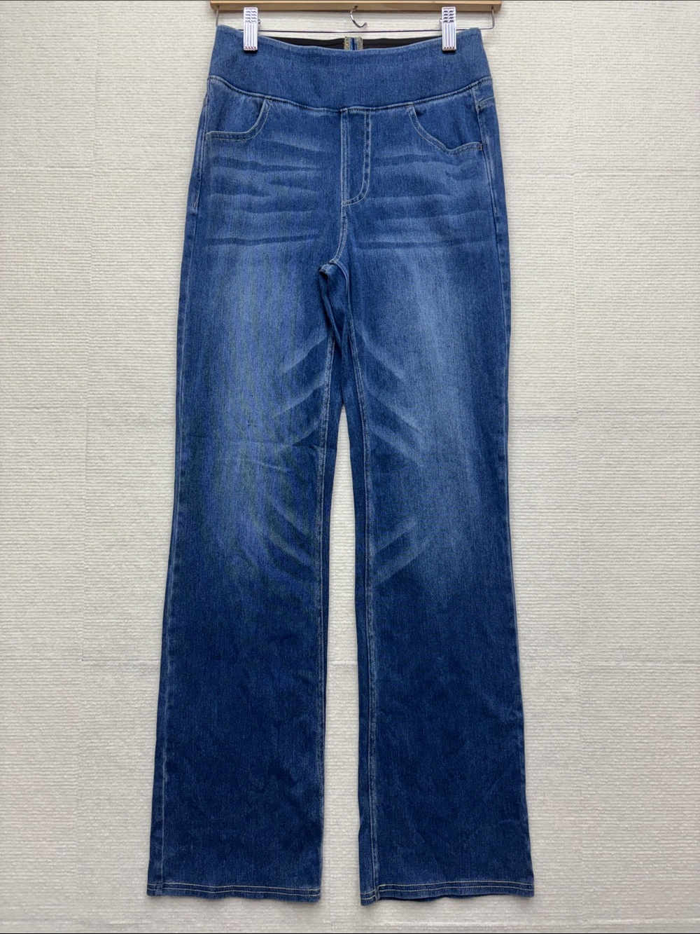 Halara small regular Women’s Pull-On Flared Jeans - Dark Blue